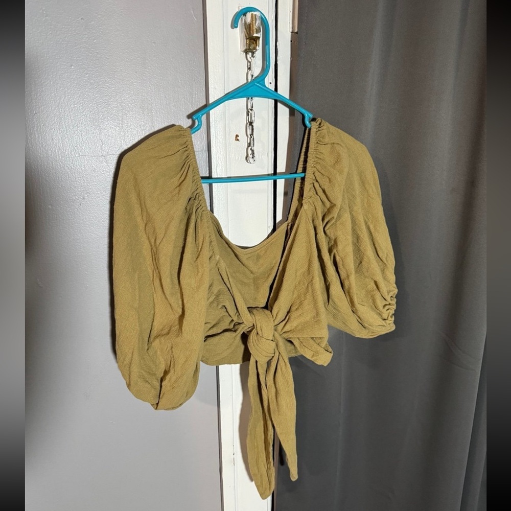 Size medium shirt